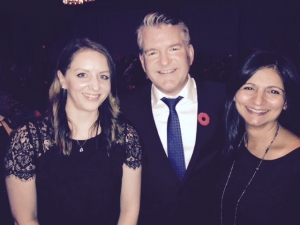 CTV Vancouver 6pm News Anchor, Mike Killeen, flanked by PFM Senior Recruiting Associate Brittany Stansfield (L) and Partner Shelina Esmail (R) at the 2015 Jack Webster Awards Dinner.
